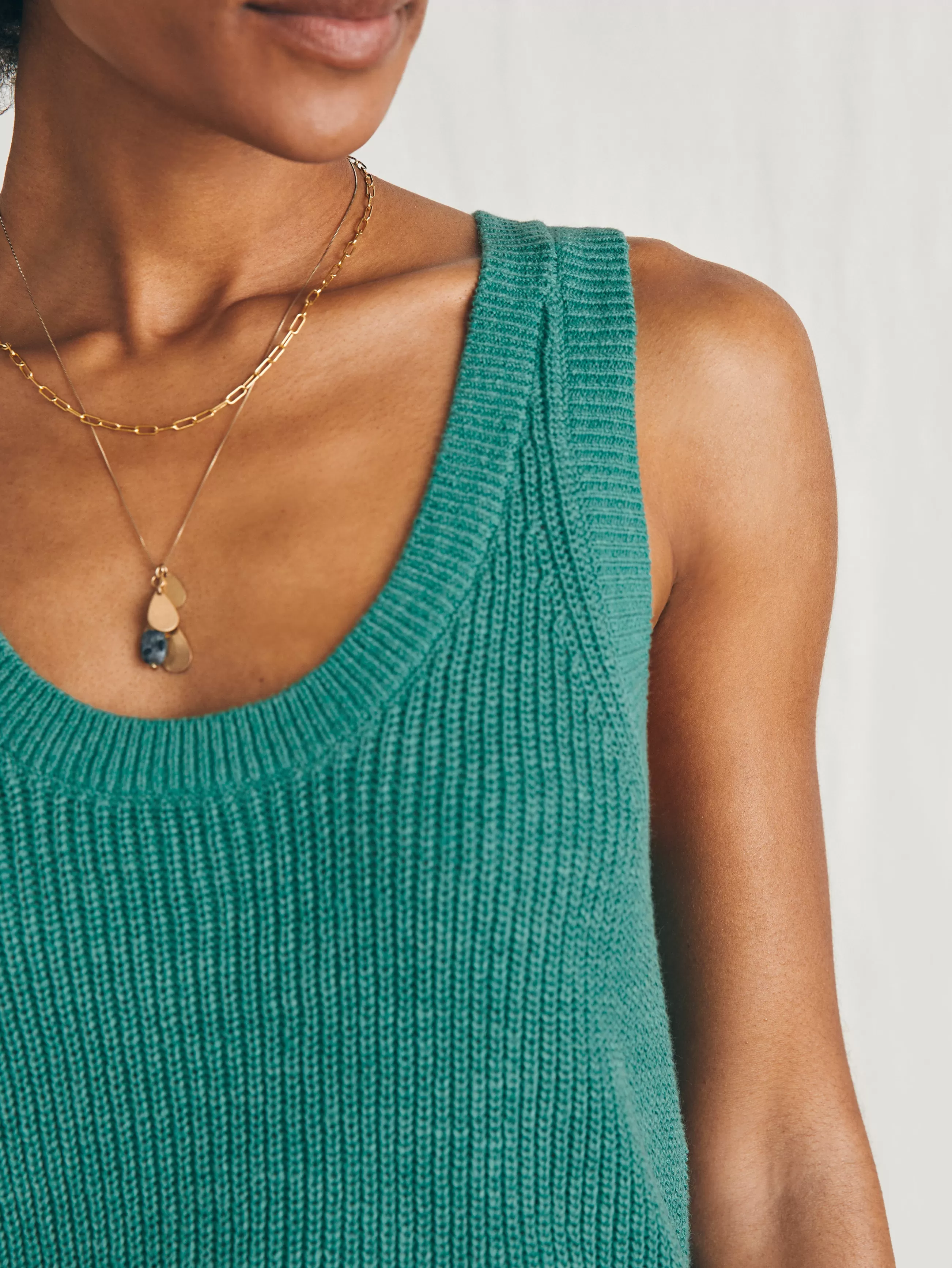Women Faherty Brand Miramar Linen Scoop Neck Tank -