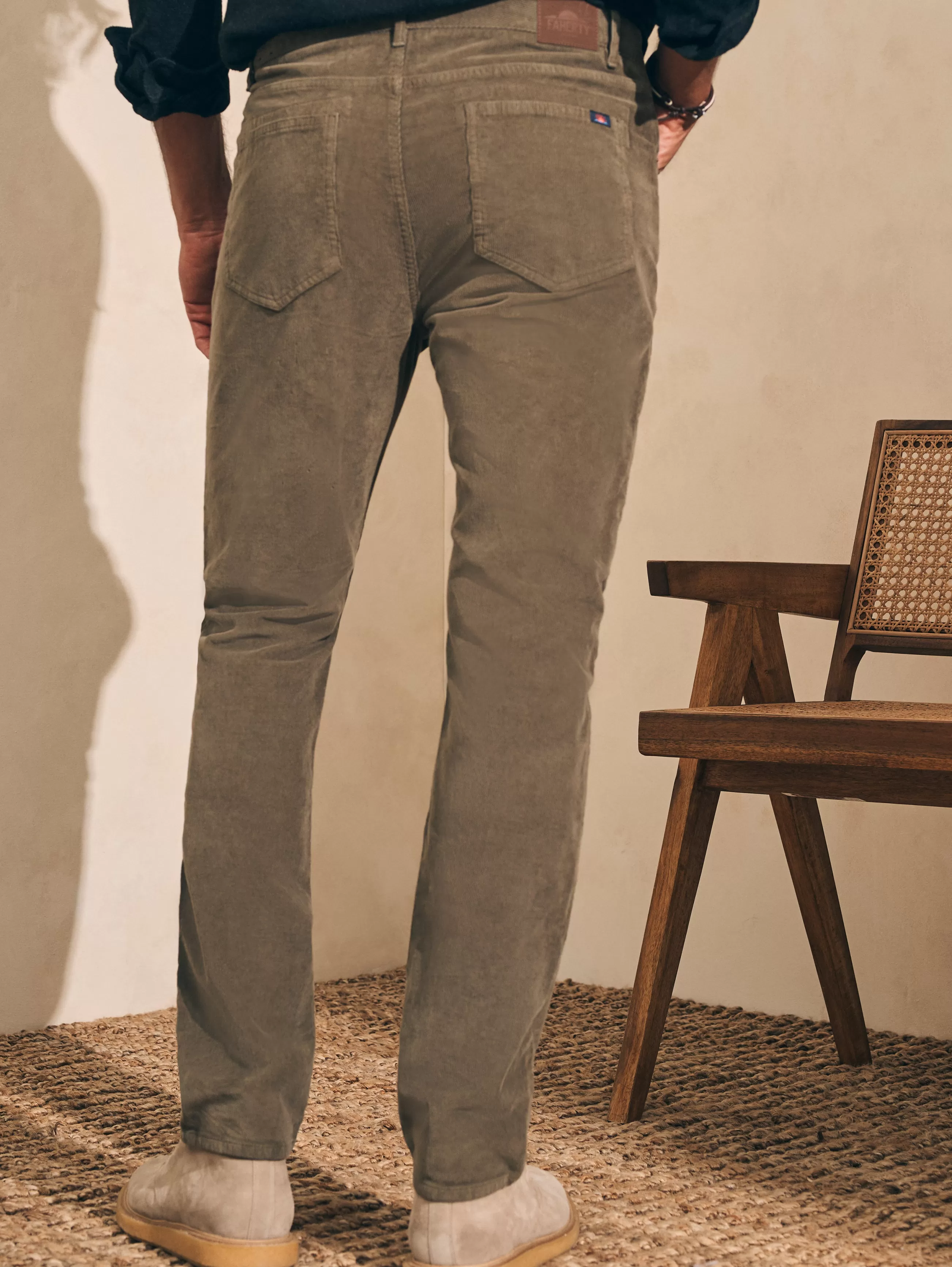 Faherty Brand Stretch Corduroy 5-Pocket Pant (32" Inseam) -